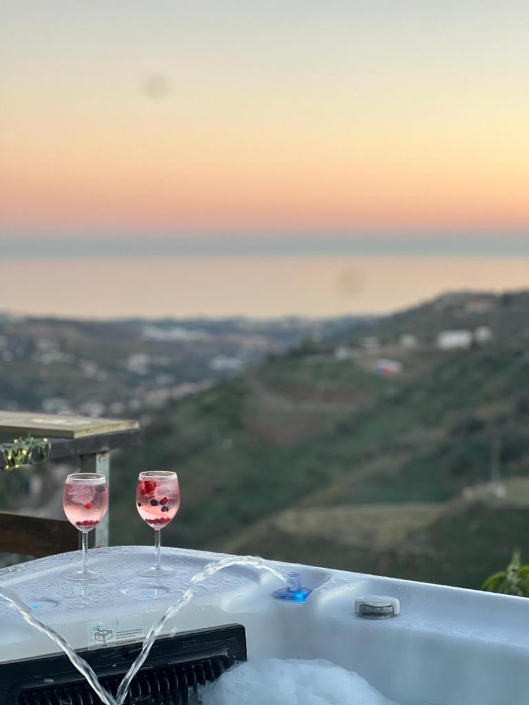Casa Rural Malaga Monkey Love Con Jacuzzi Iznate Eksteriør bilde